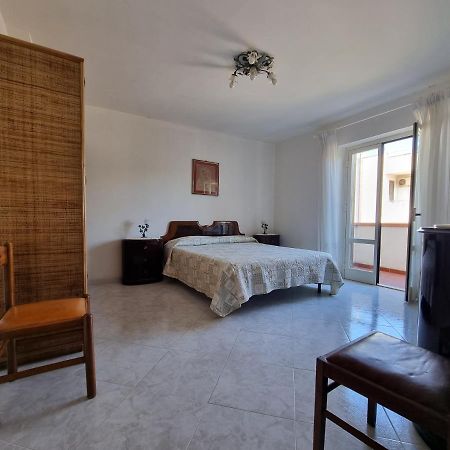 Villa Flora - With Sea View, 2 Minutes Walk To Beach Траппето Экстерьер фото
