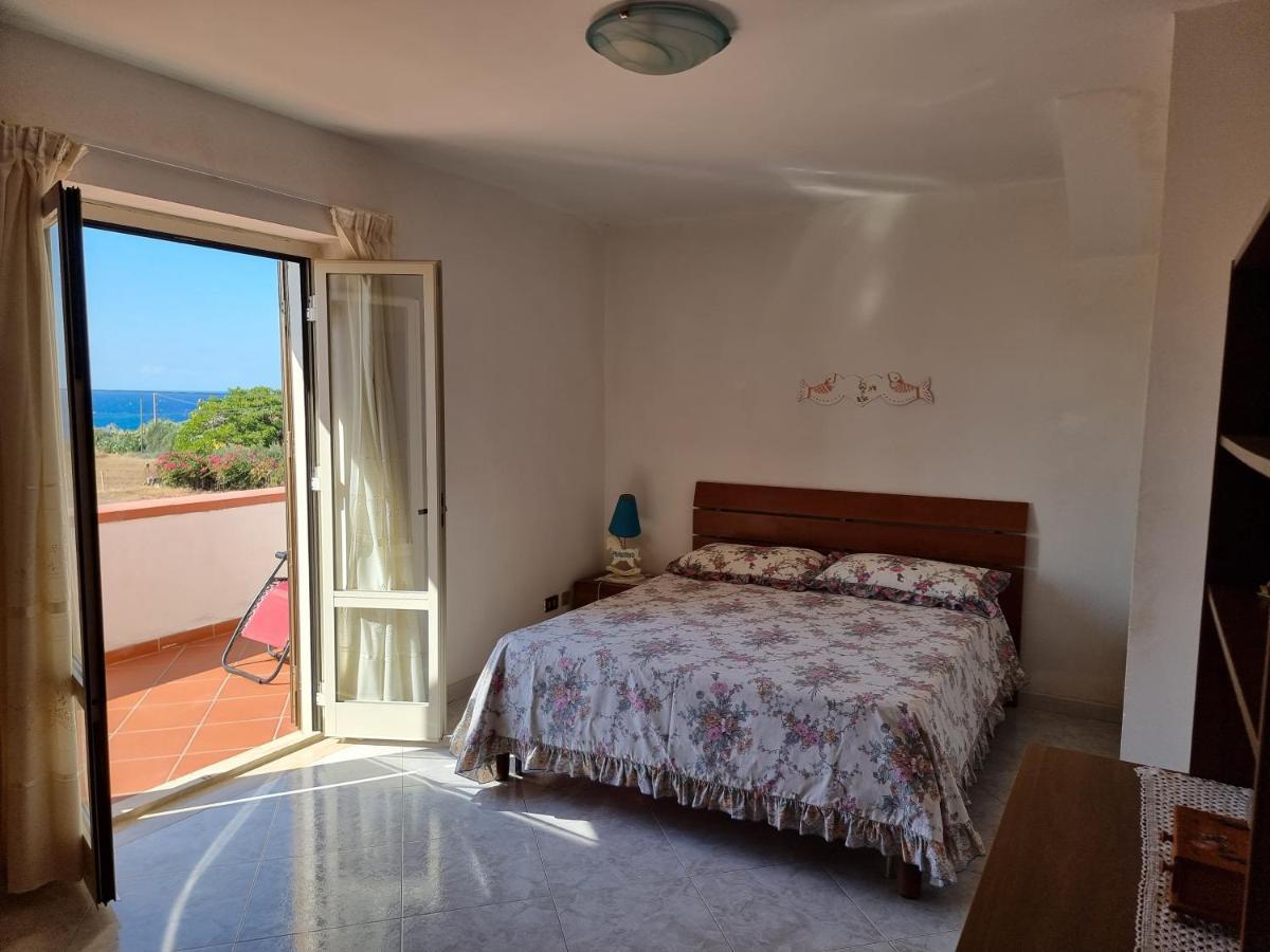 Villa Flora - With Sea View, 2 Minutes Walk To Beach Траппето Экстерьер фото