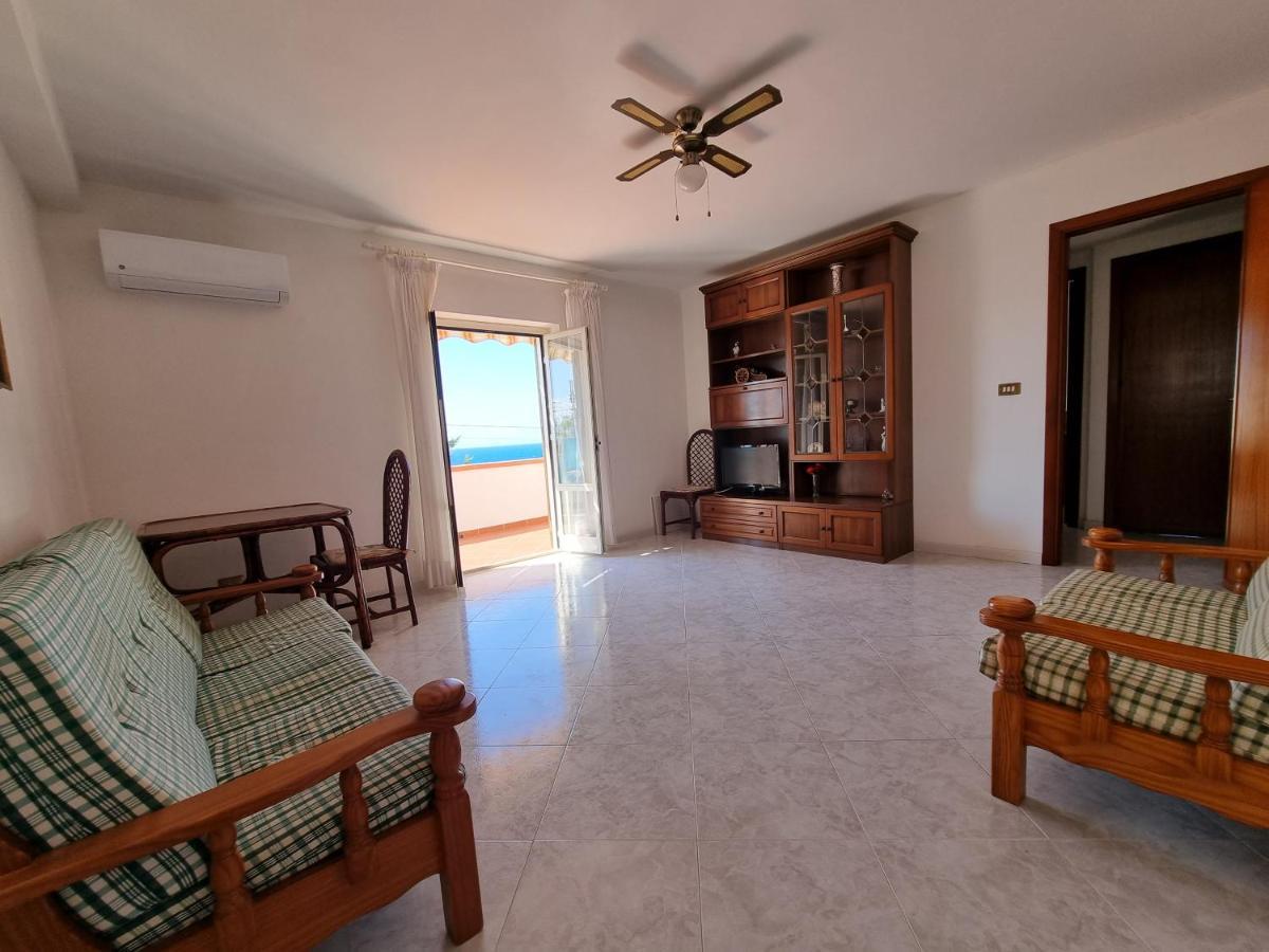 Villa Flora - With Sea View, 2 Minutes Walk To Beach Траппето Экстерьер фото